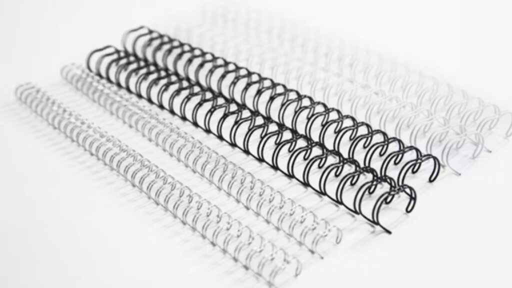 Metallic Wire vs. Plastic Comb Bindings