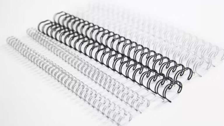 Metallic Wire vs. Plastic Comb Bindings
