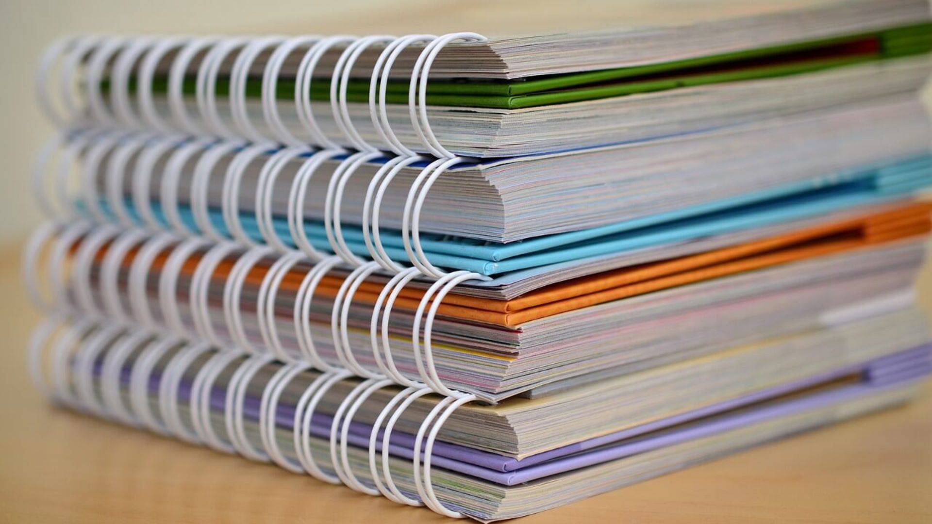 Sleek Styles For Binding Materials